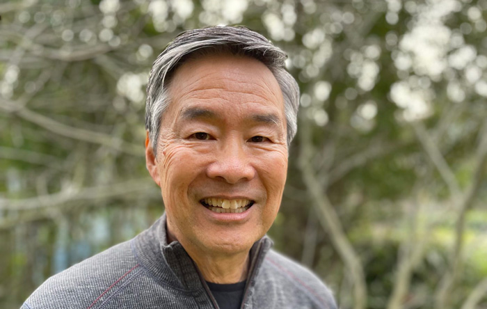 デンショー   トム・イケダ氏が退任準備