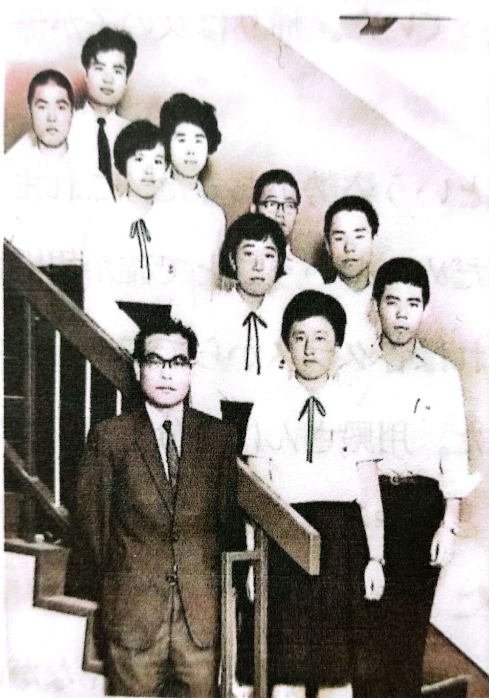 夏休みに戦争が終わった 国民学校生徒の日記 本 夏休みに戦争が終わった 国民学校生徒の日記