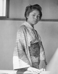 Young-japanese-woman-1908-arnold-genthe1-PS-ADJ | Seattle’s Japanese Community News – North American Post