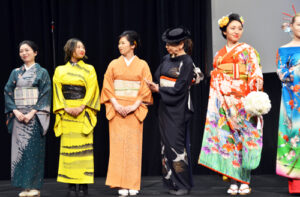 end-lineup1-DSC_5638-PS-ADJ | Seattle’s Japanese Community News – North American Post